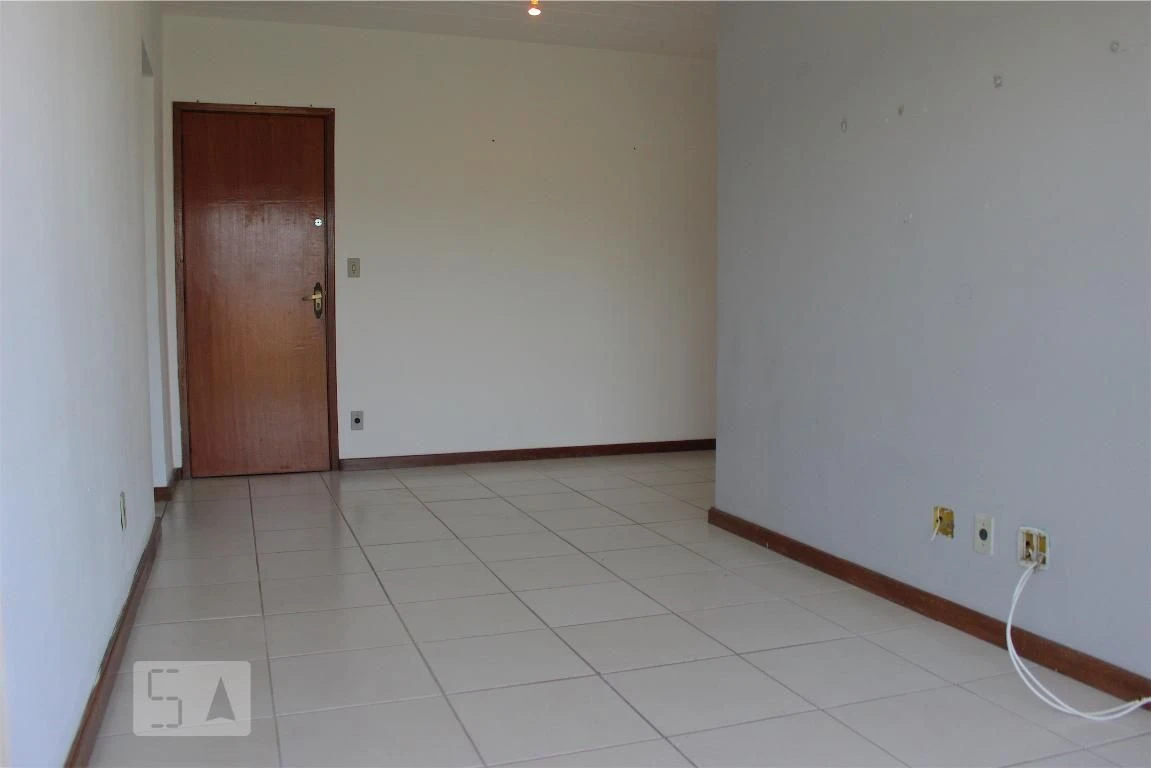 2-bedroom apartment with a balcony and shared pool — photo 15