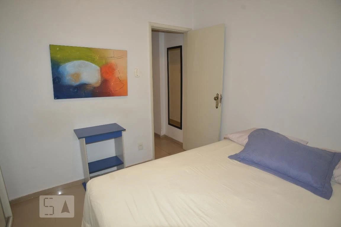 Furnished 2-bedroom apartment with 1 bathroom — photo 26