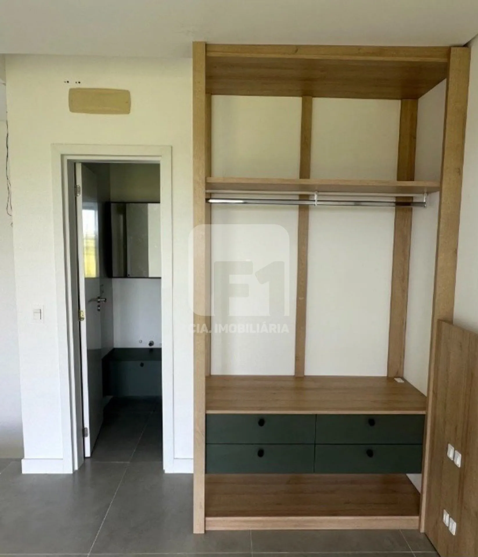 Loft de 1 dormitorio con cocina abierta y 66 m² — photo 6