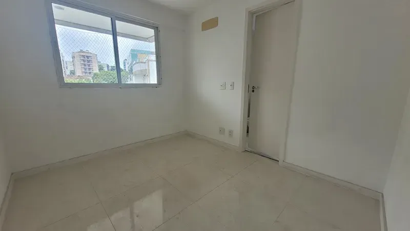 3-bedroom apartment with open-plan kitchen and pets — photo 18