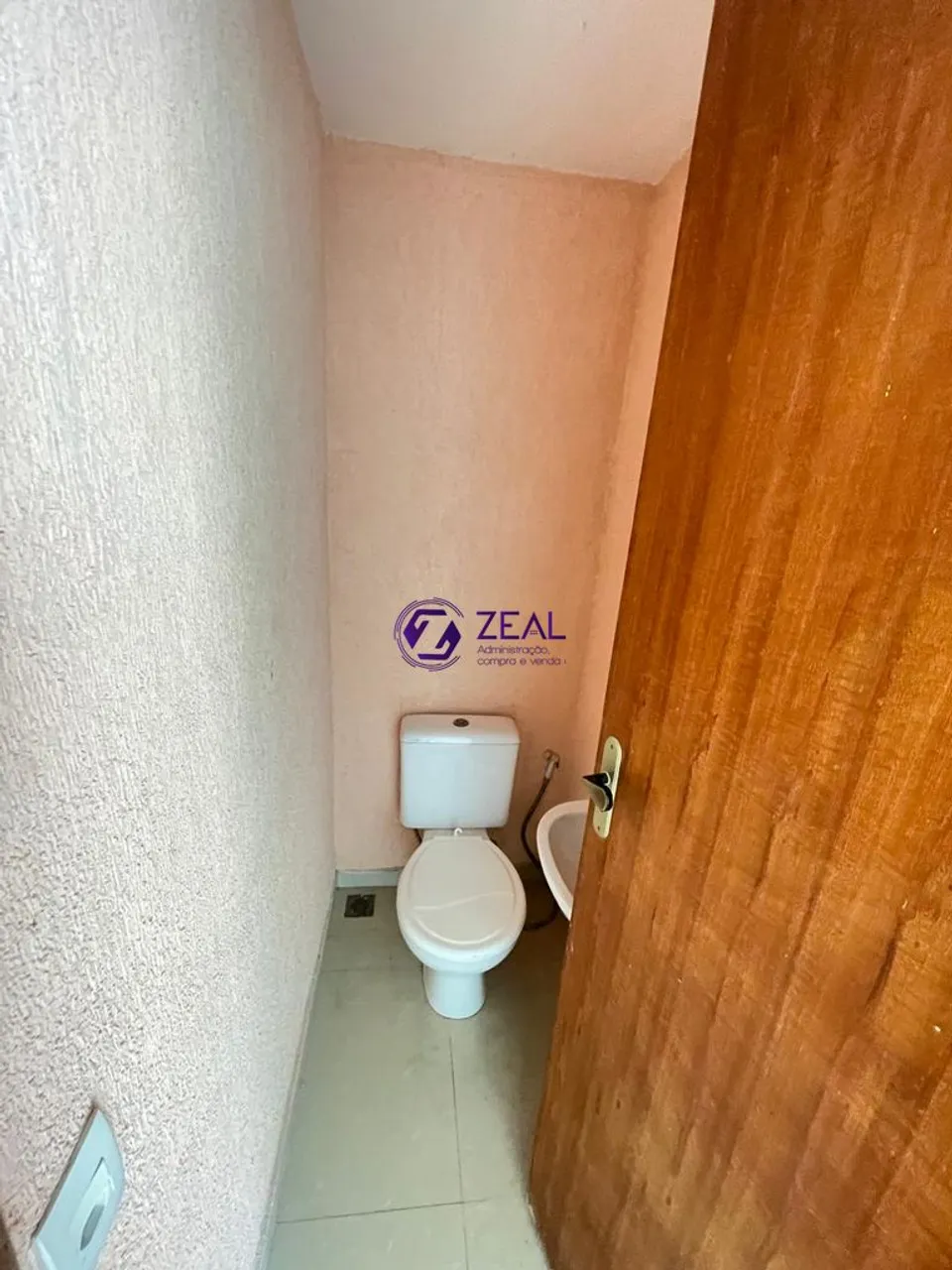 Triplex rental house with 4 suites and 220 m² — photo 2