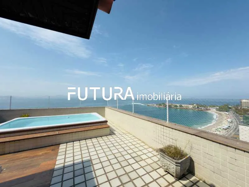 Duplex penthouse with 4 bedrooms and 5 bathrooms — photo 17