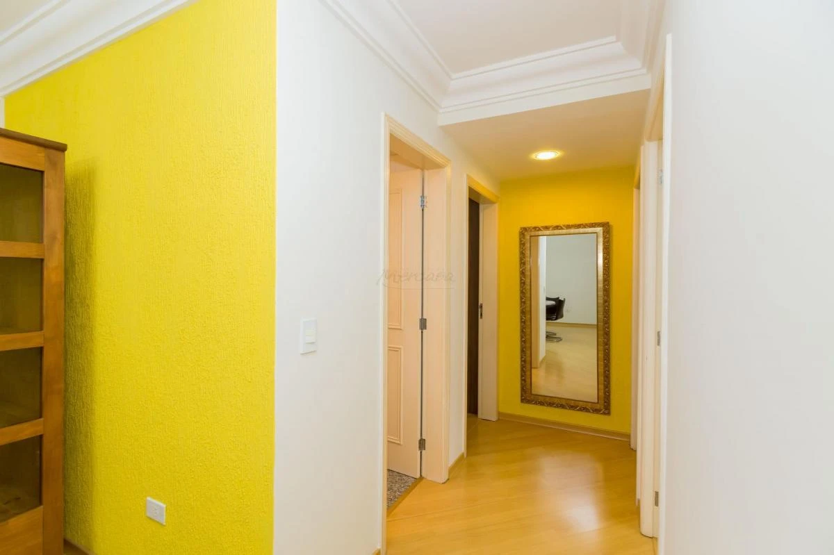 Departamento con espacio de home office en Curitiba — photo 34