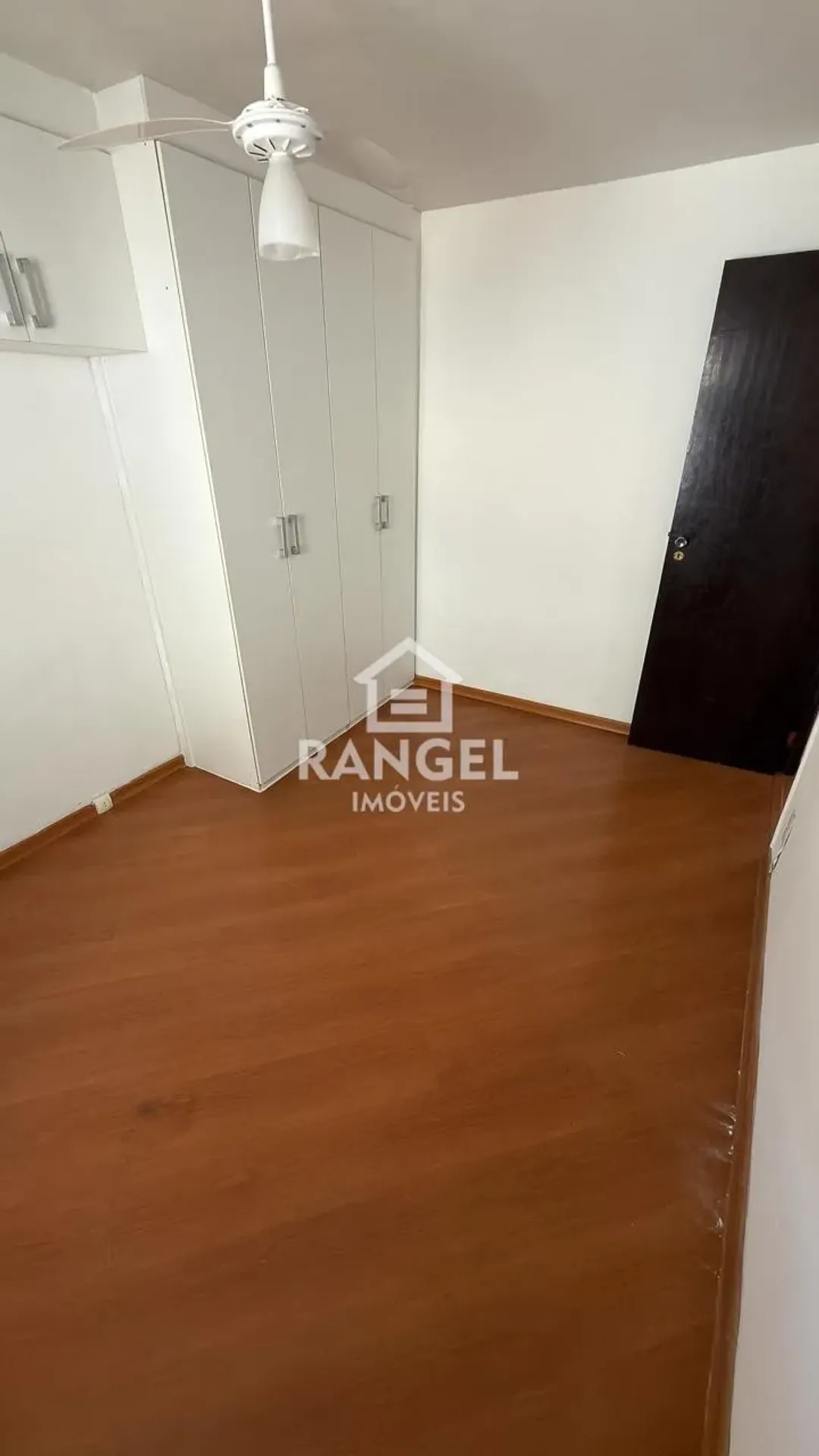Apartment, 54 m², with wood or laminate floors — photo 19