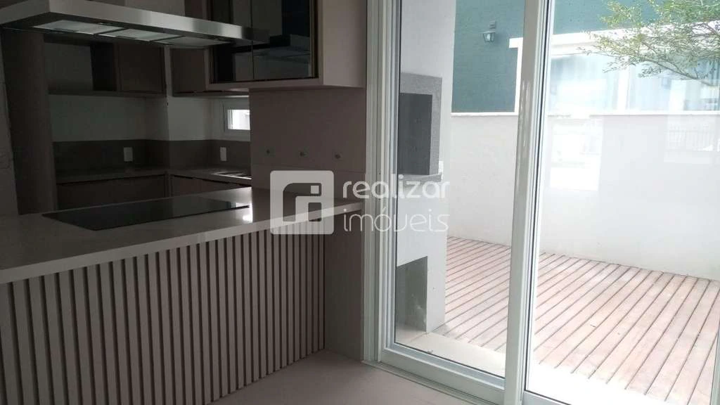 4-bedroom house with 217 m² and 2 parking spaces — photo 5