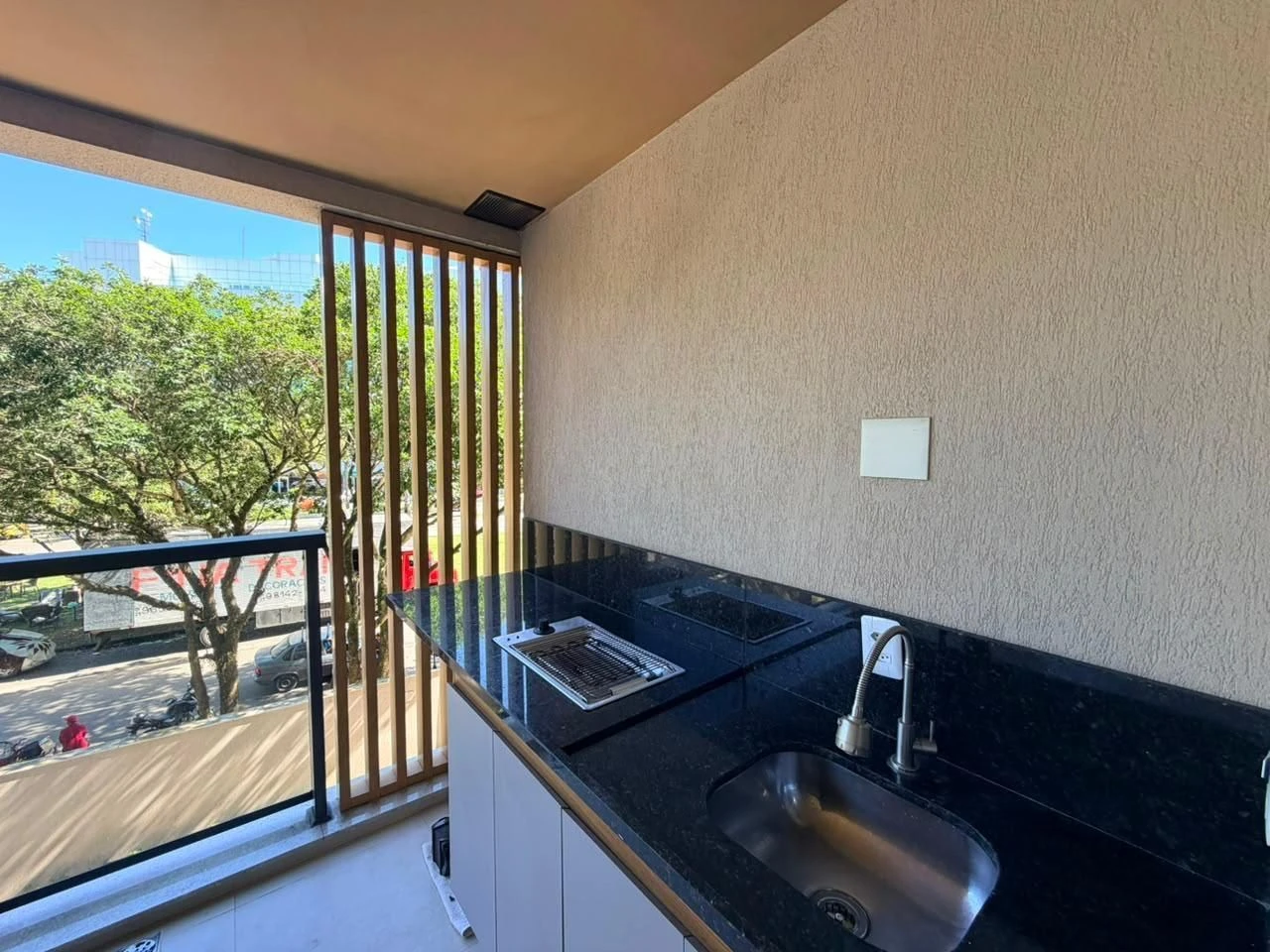 Apartamento com varanda e cozinha integrada a gás — photo 9