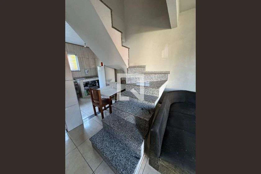 Casa mobiliada com varanda e 1 quarto de 80 m²