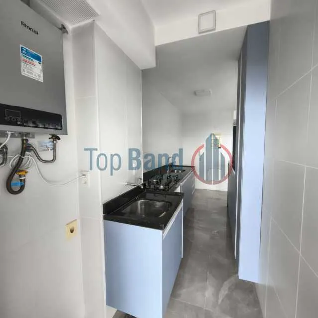 Apartment on the 3rd floor with a glass-enclosed balcony — photo 8