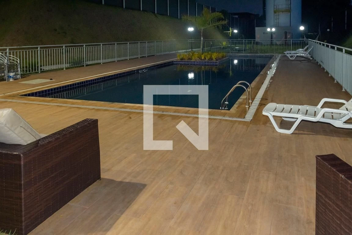 2-bedroom apartment in a building with a gym — photo 8