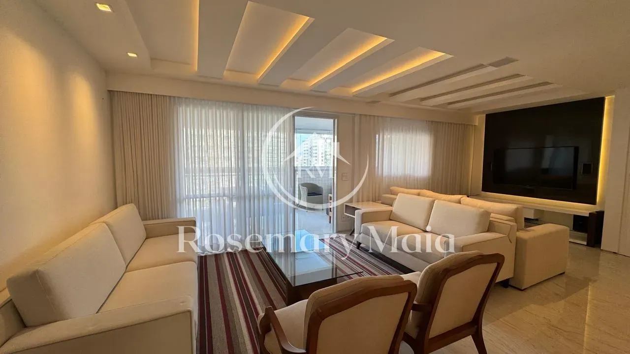 179 m² apartment with 3 bedrooms and 3 parking spaces — photo 2