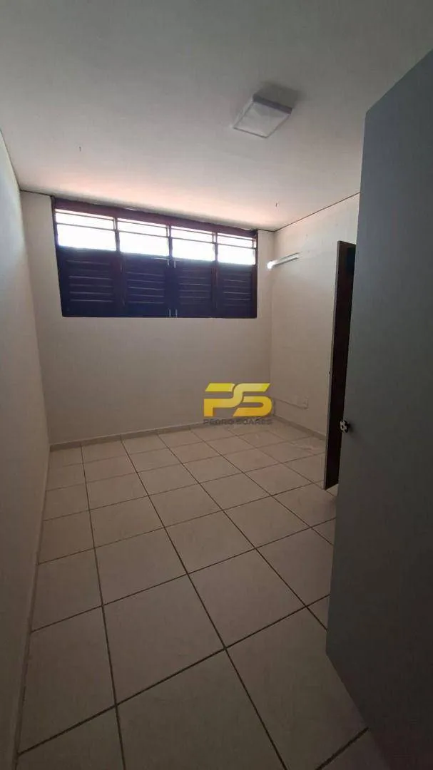 House with 4 en-suite bedrooms and electronic gate — photo 33