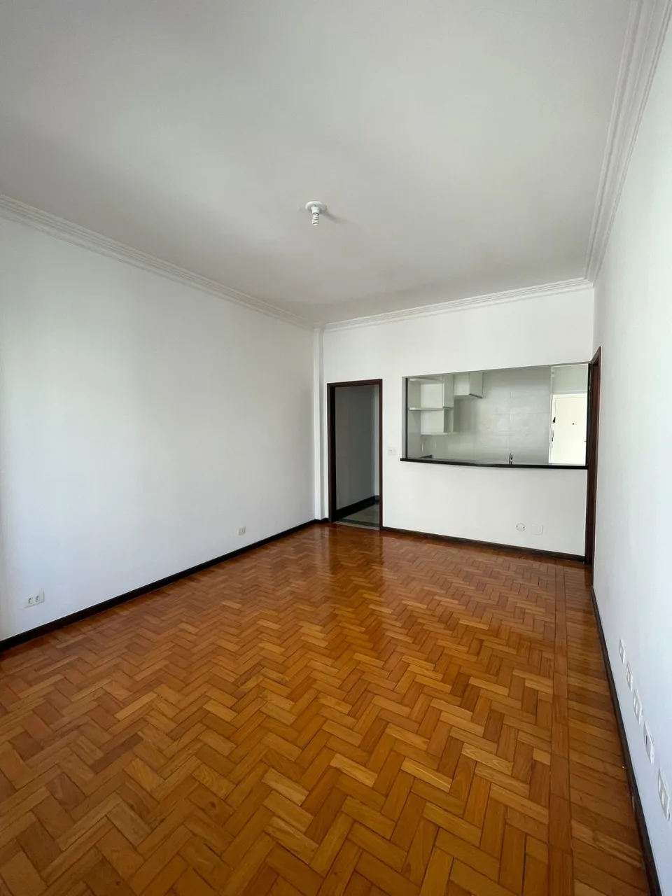 Apartment with open-plan kitchen, 3 bedrooms and parking — photo 8