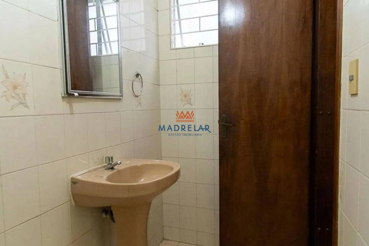 4-bedroom house with a washing machine in Curitiba — photo 12