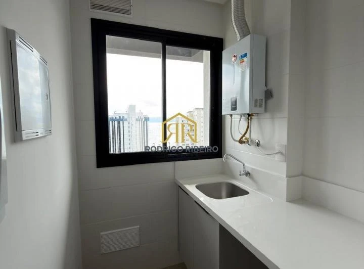 Квартира 121 м² без меблів з 2 спальнями-сюїтами — photo 6