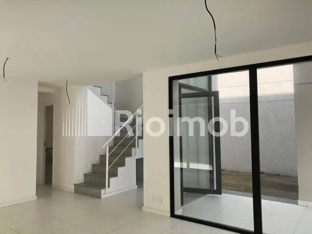 Duplex house with 3 suites and 5 bathrooms, 366 m² — photo 20