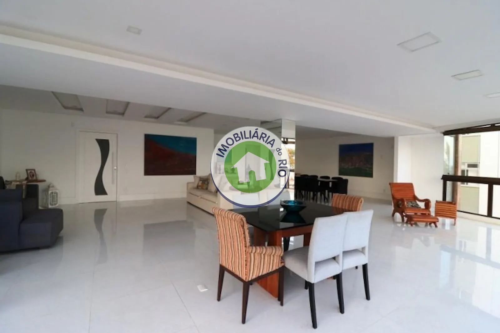 Apartamento mobiliado com 4 quartos e 350 m² — photo 2