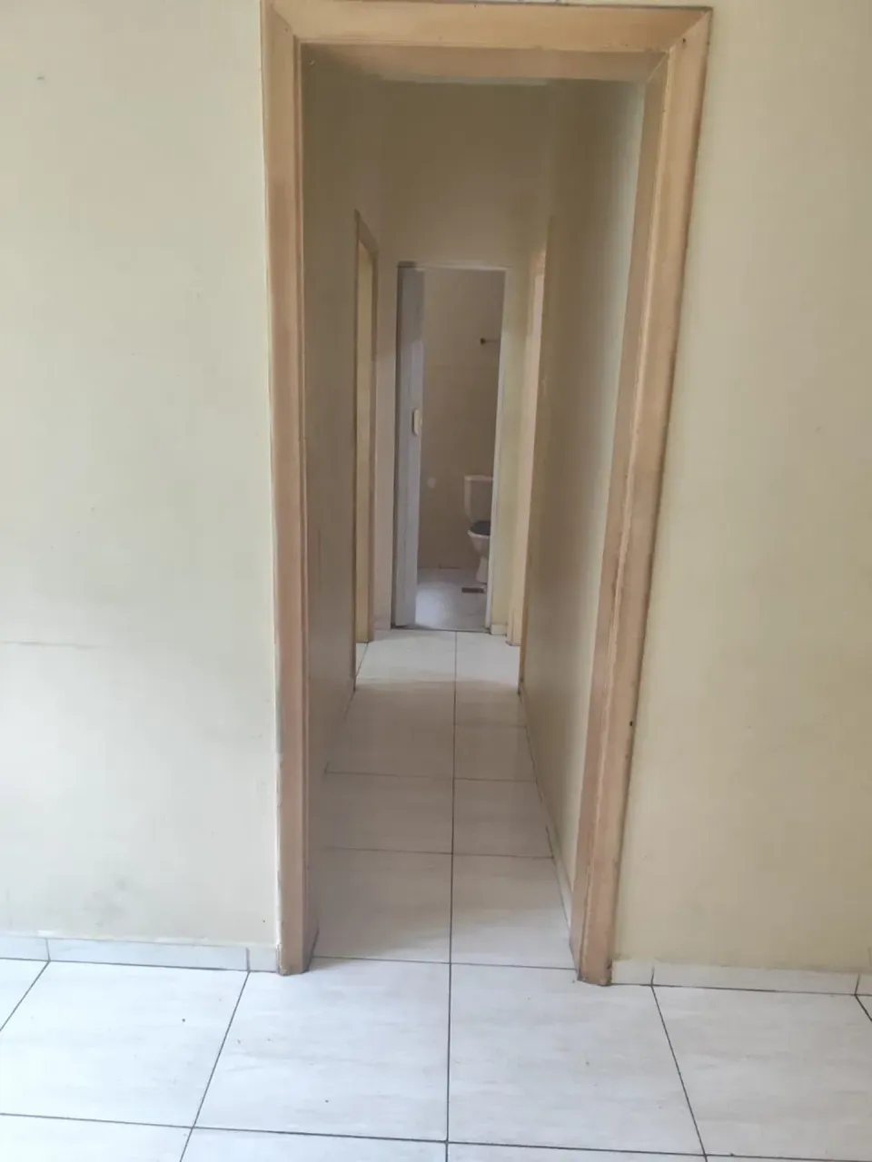Unfurnished apartment with 2 bedrooms and a glass shower — photo 8
