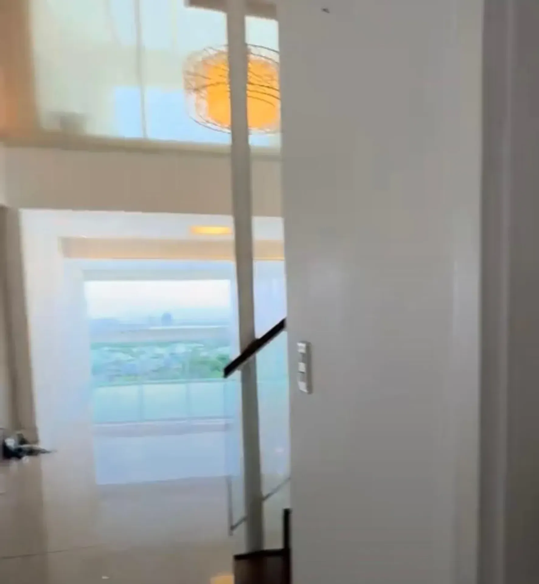Apartamento com 4 quartos e cozinha fechada a gás — photo 26