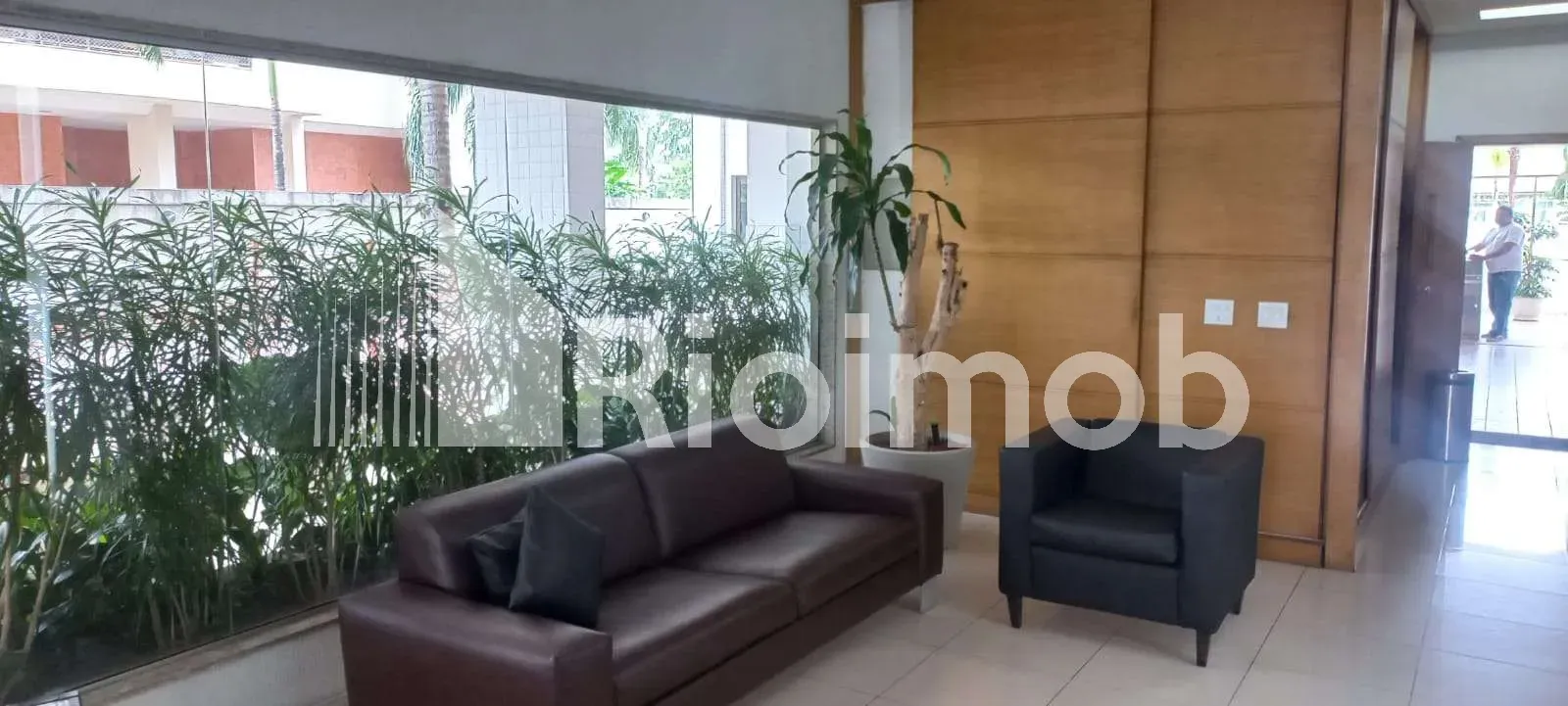 3-bedroom apartment with 2 bathrooms and parking spot — photo 32
