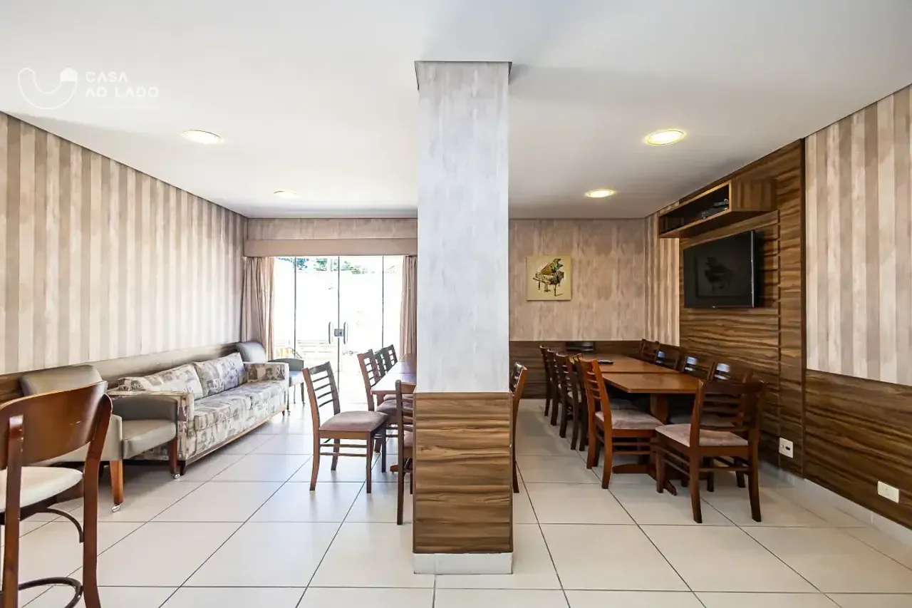 2-bedroom apartment with an en-suite and parking space — photo 17