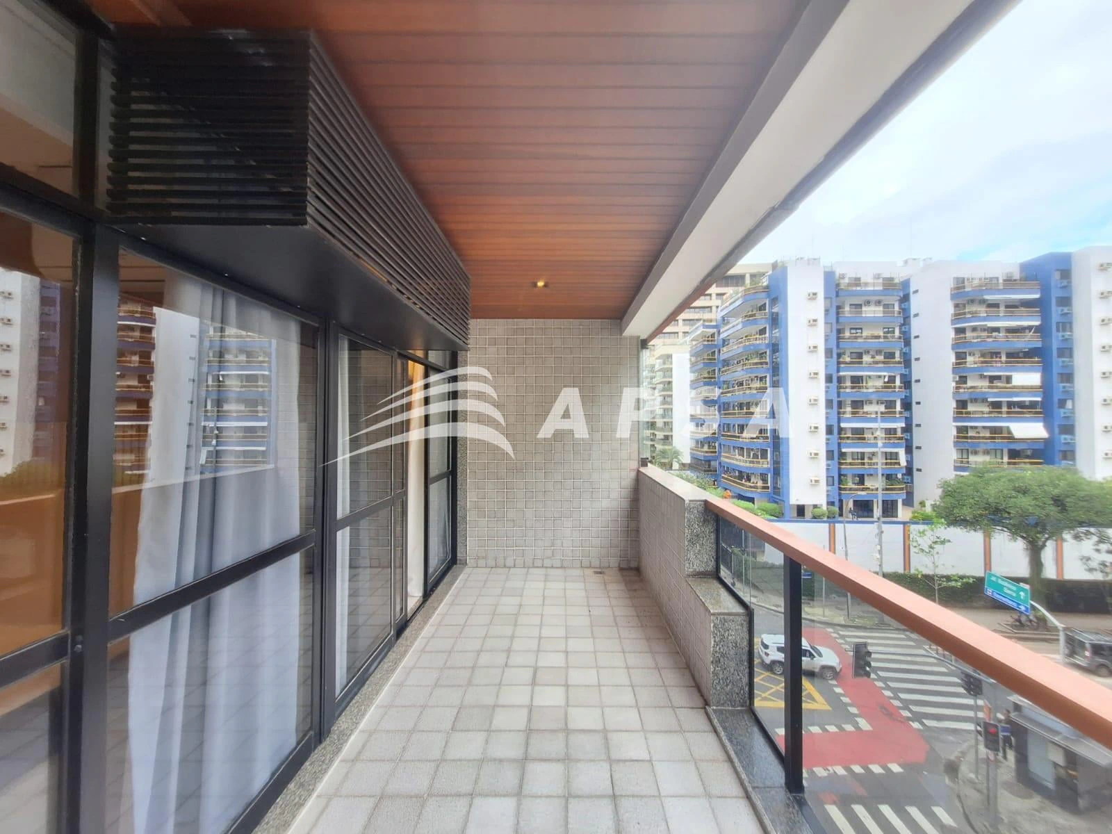 Apartamento de 2 quartos com varanda e 79 m² — photo 9