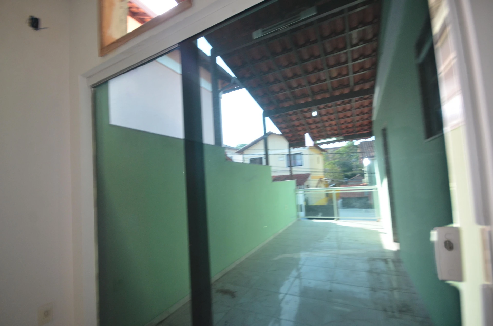 2-bedroom house with a bathtub in Rio de Janeiro — photo 11