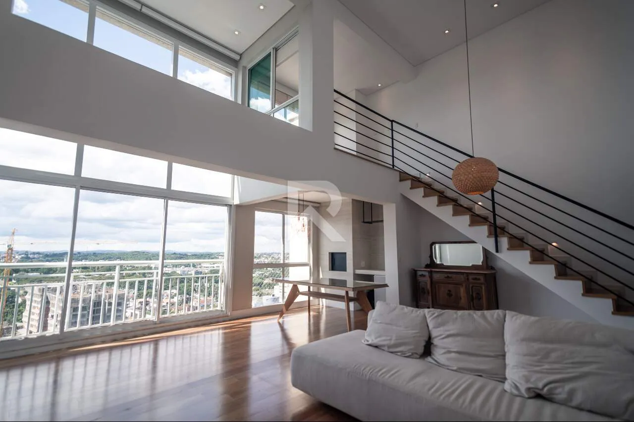 231 m² apartment with 4 bedrooms and 5 bathrooms