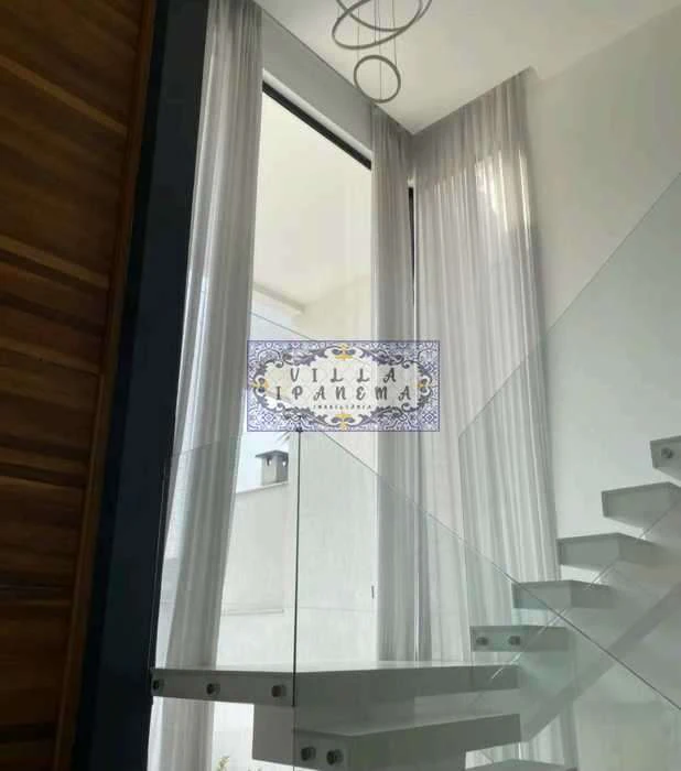 515 m² house with 5 en-suite bedrooms and 2 parking spots — photo 14