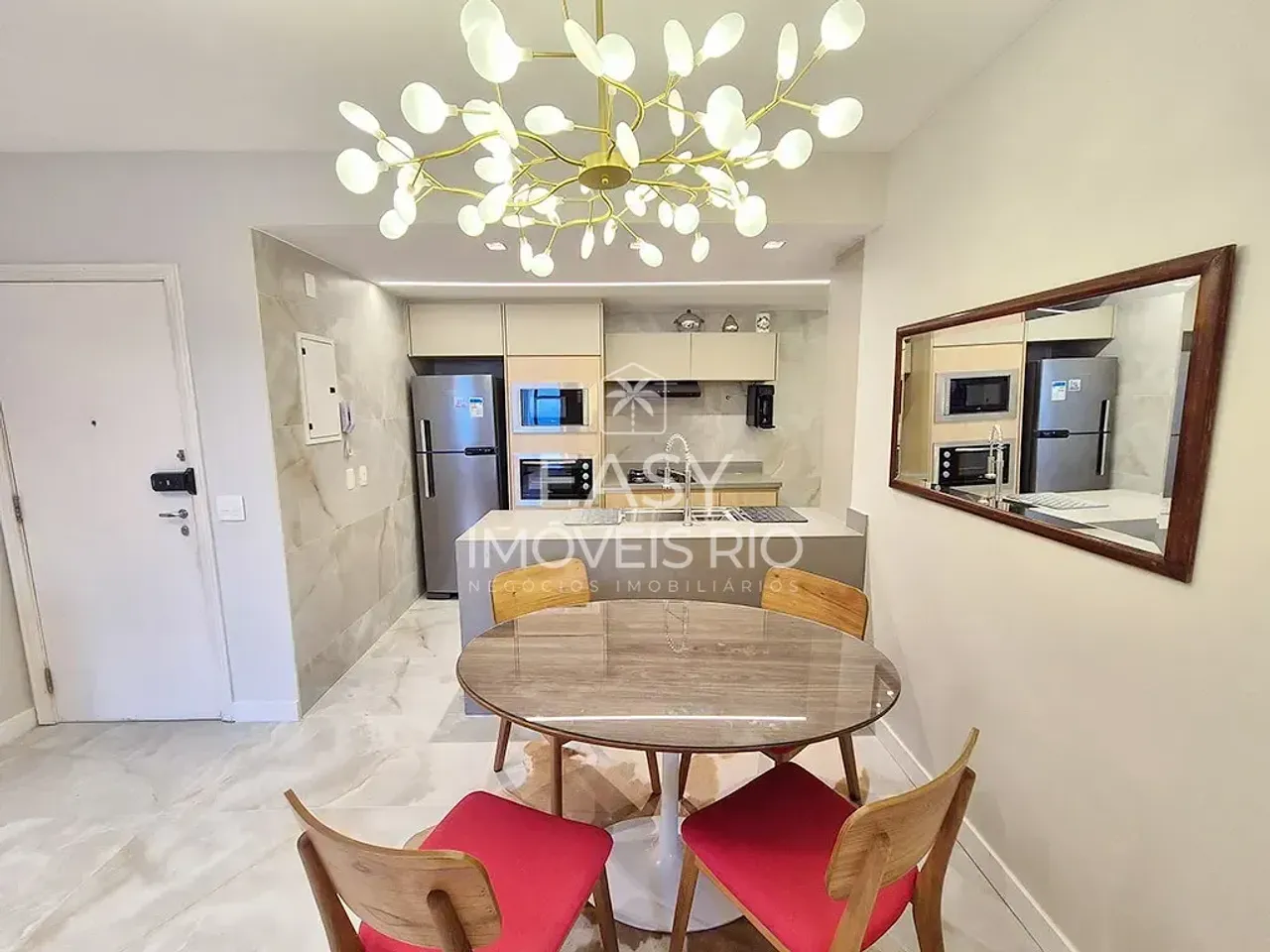 Furnished apartment with an open-plan kitchen and 2 beds — photo 12