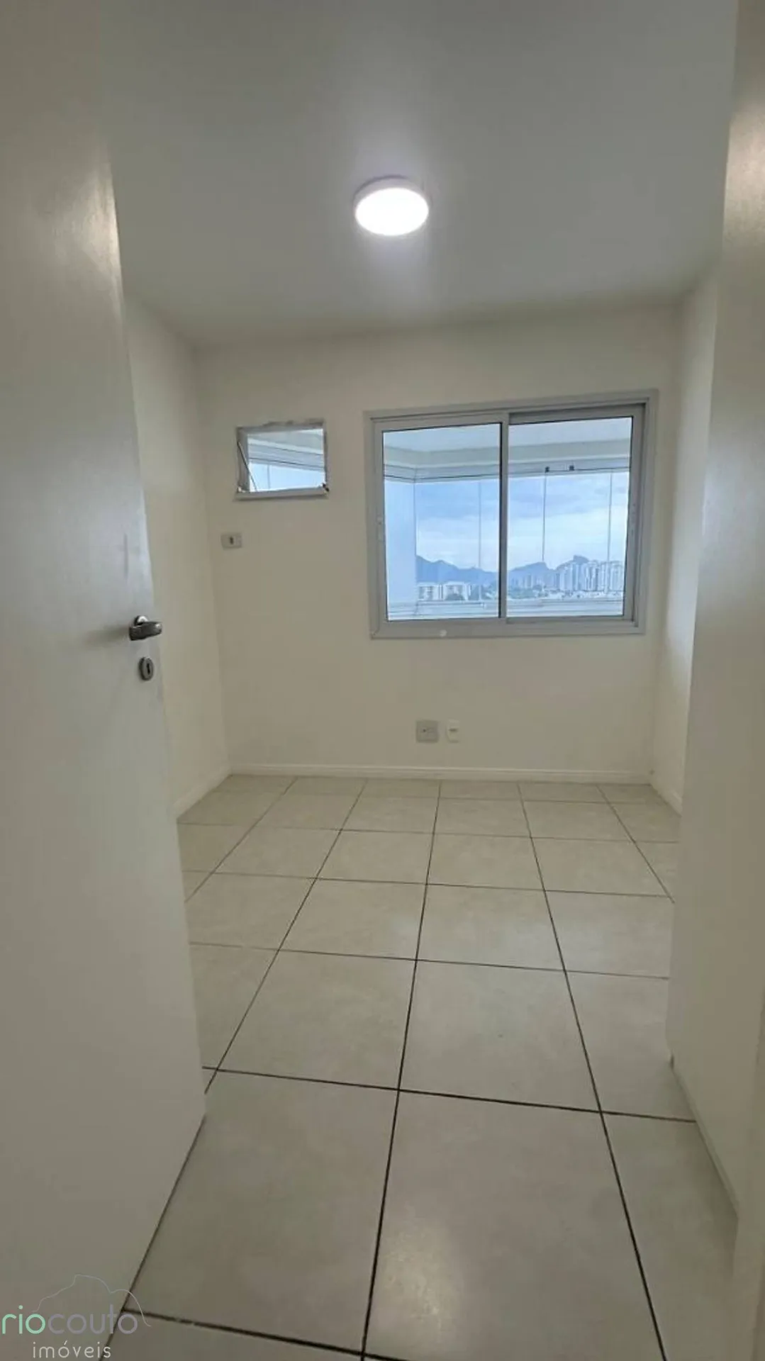 2-bedroom apartment with a water view in Rio de Janeiro — photo 2