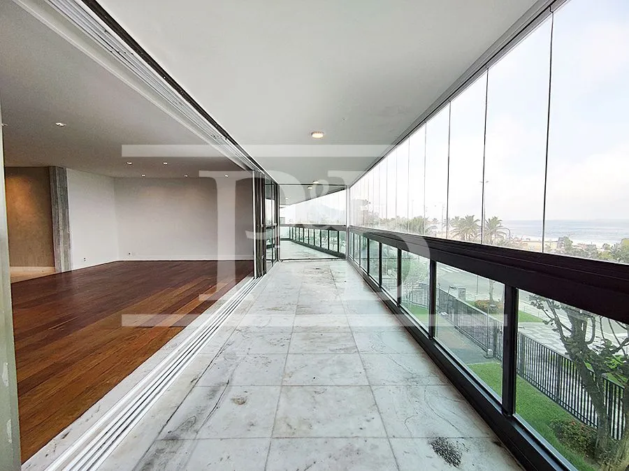 4-bedroom apartment 284 m² with 3 parking spaces — photo 3