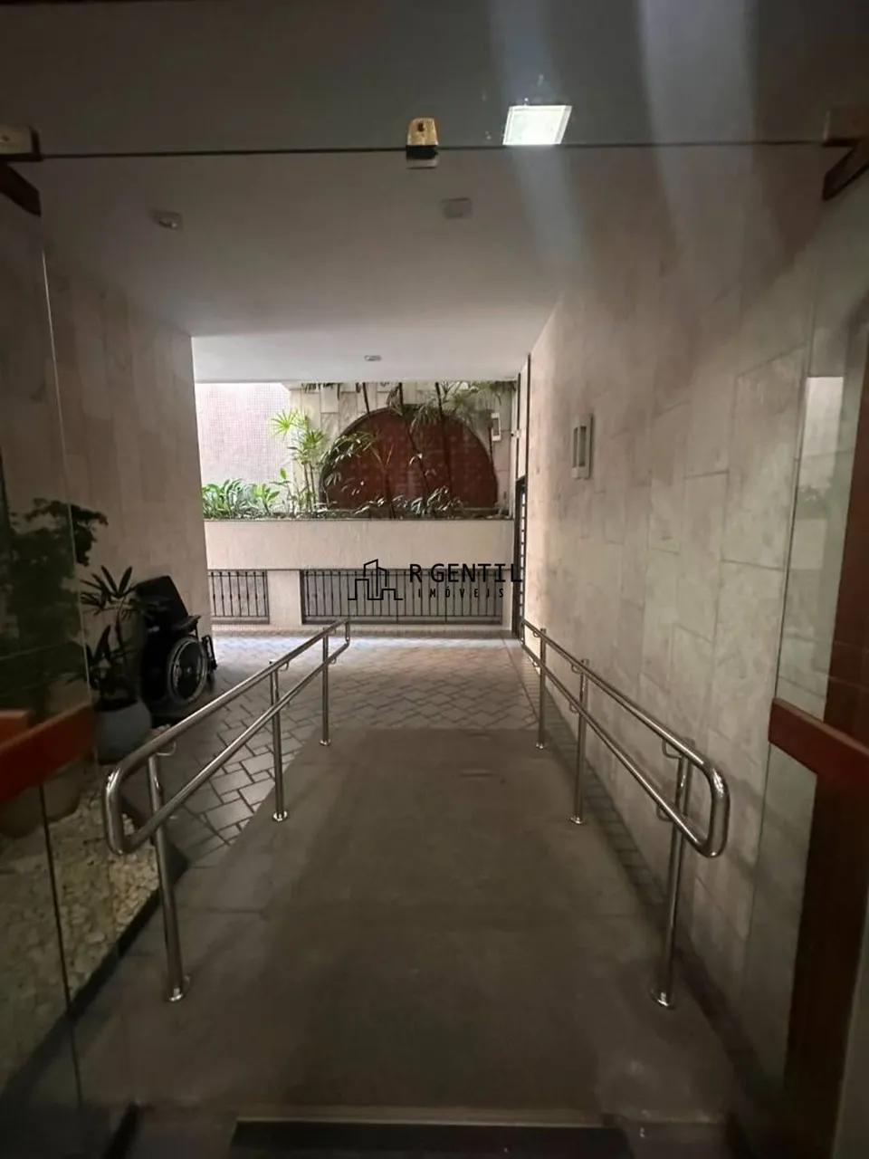 1-bedroom apartment with enclosed gas kitchen and 65 m² — photo 16