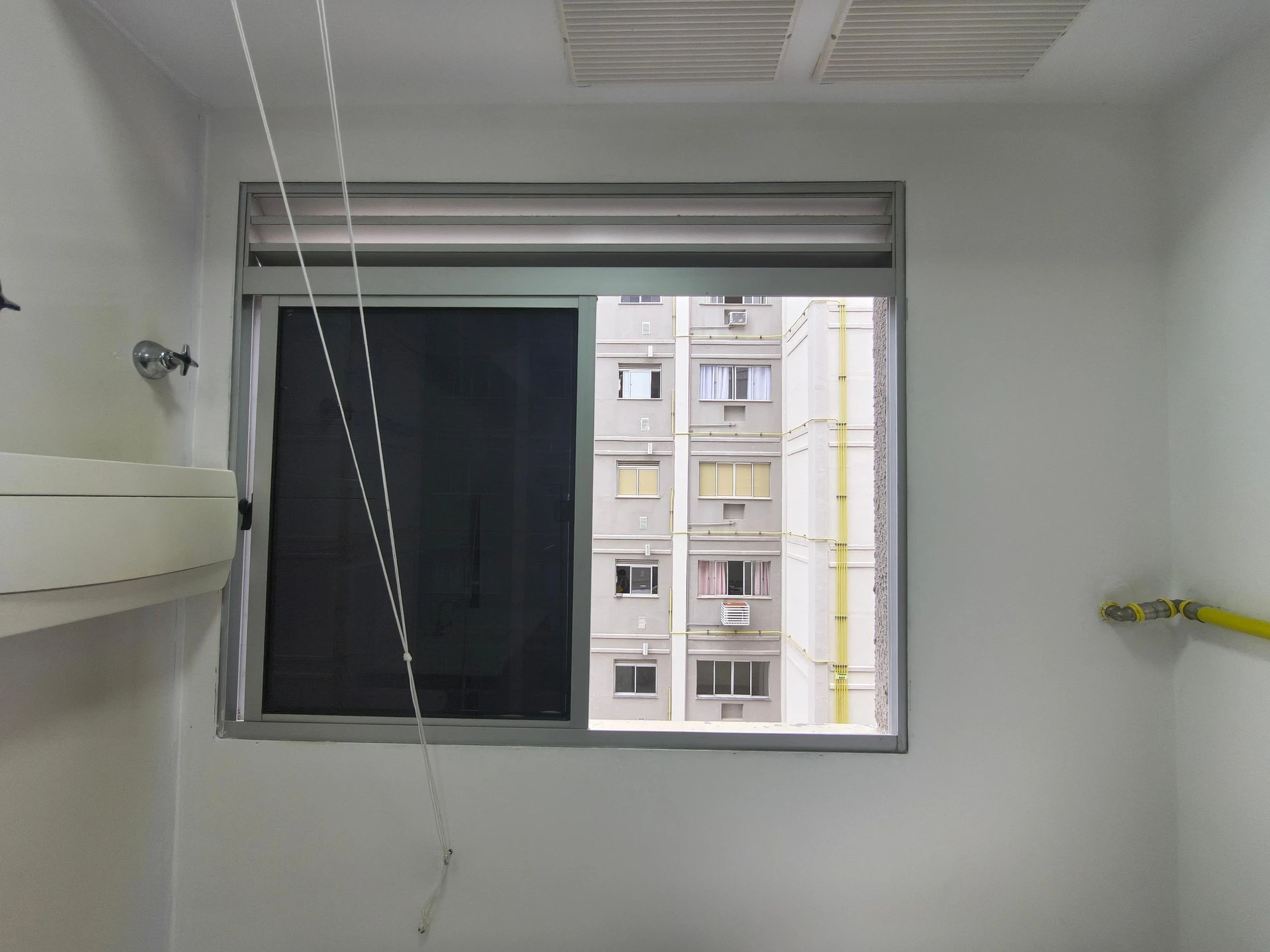 Пральна машина та 2 спальні: квартира 50 м² — photo 13