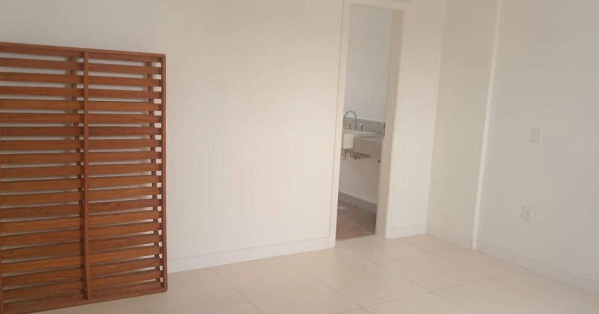 Apartamento de 4 quartos, todos suítes, 350 m² — photo 20