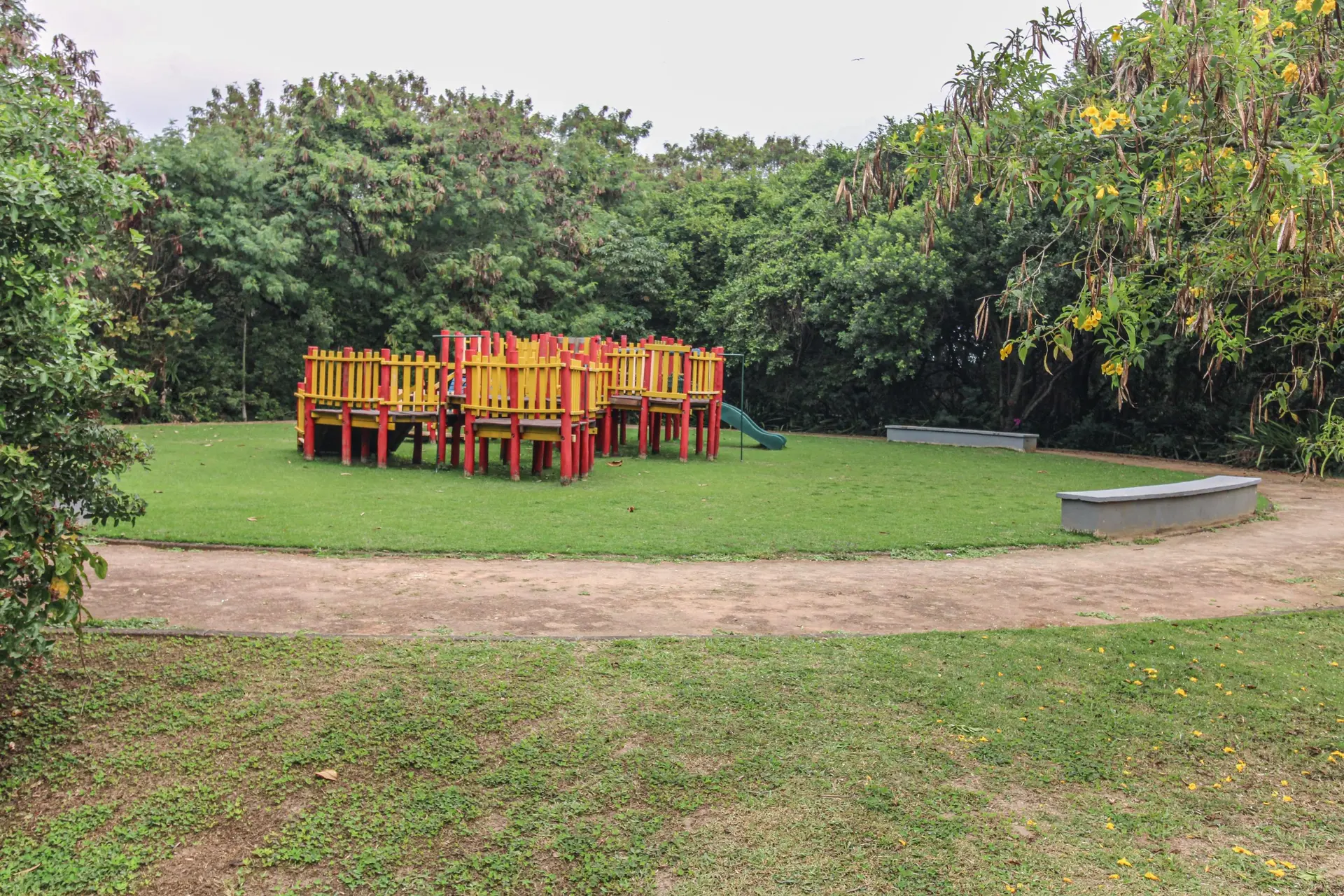 Furnished apartment, 158 m², with a water view — photo 78