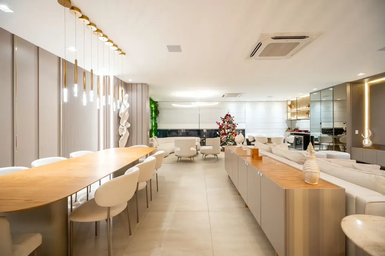 Furnished 266 m² apartment with 3 bedrooms — photo 3