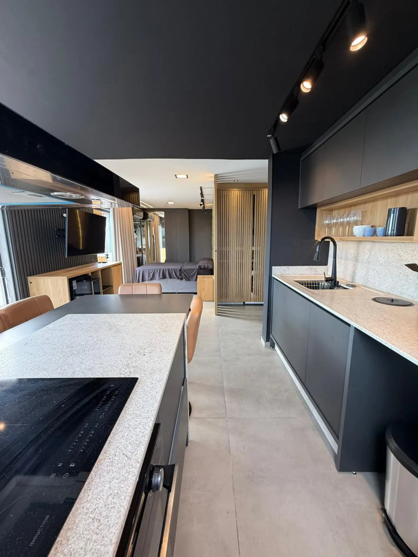Apartamento amueblado de 1 dormitorio con 53 m² y 2 plazas — photo 10