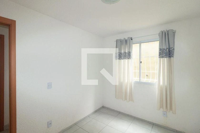 2-bedroom apartment in a building with a pool — photo 22