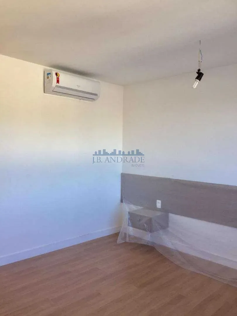 320 m² apartment with a walk-in closet and a mountain view — photo 2