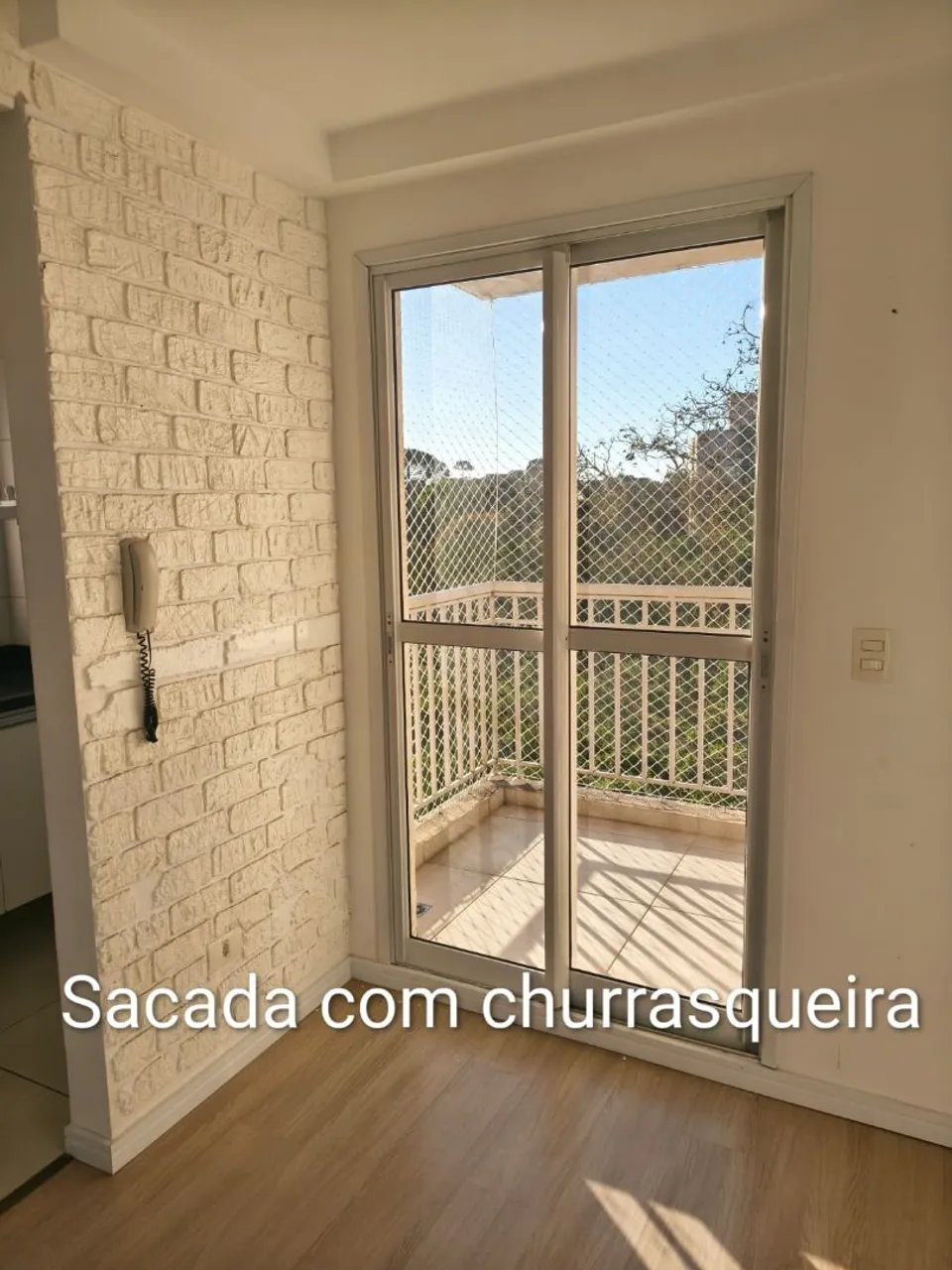 Balcony with a grill in a 2-bedroom apartment, 70 m² — photo 10