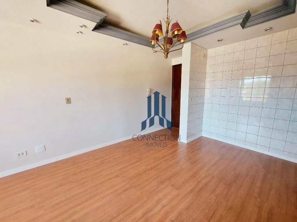 Apartment on the 3rd floor with a glass-enclosed balcony — photo 14