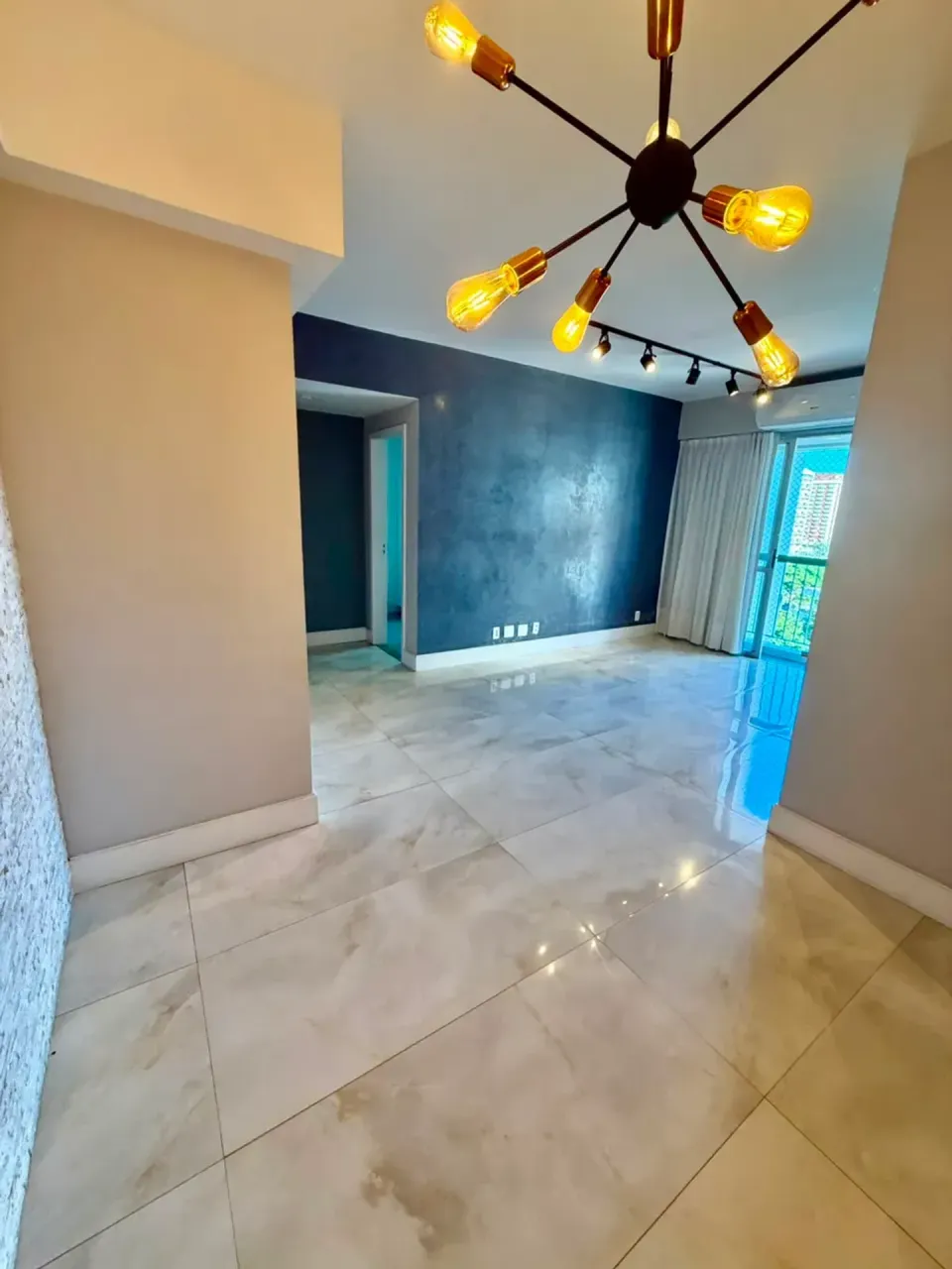 Furnished apartment with 3 bedrooms and 2 bathrooms — photo 17
