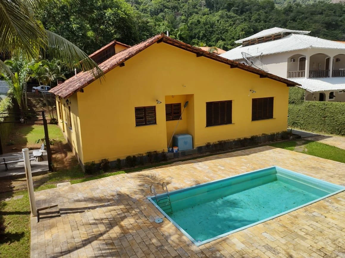 Casa térrea sem mobília com 4 quartos e 6 banheiros — photo 12