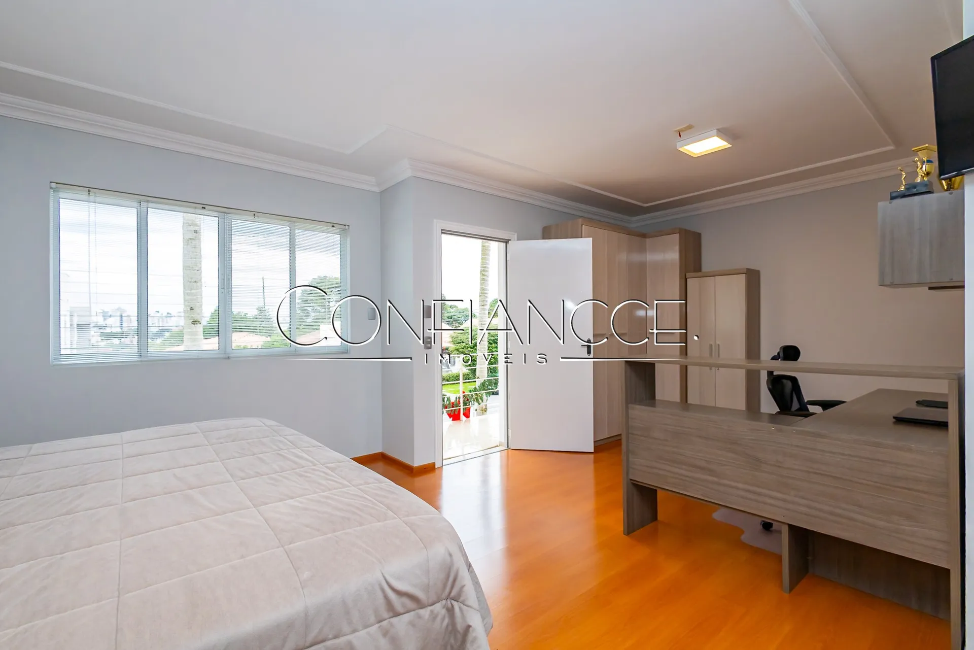 Furnished house, 228 m², with a private BBQ — photo 4