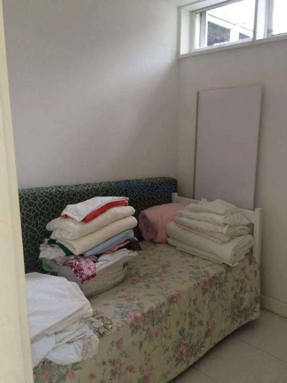 Furnished house with 4 bedrooms and 498 m², closed kitchen — photo 19