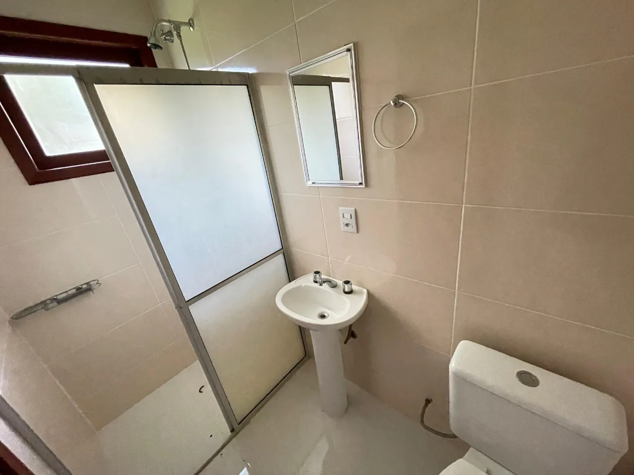 House with 4 bedrooms and 1 en-suite, 600 m² — photo 57