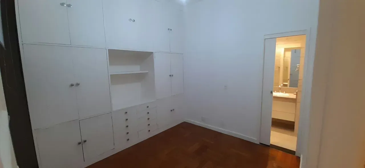Apartamento de 150 m² com 3 quartos e cozinha fechada — photo 16