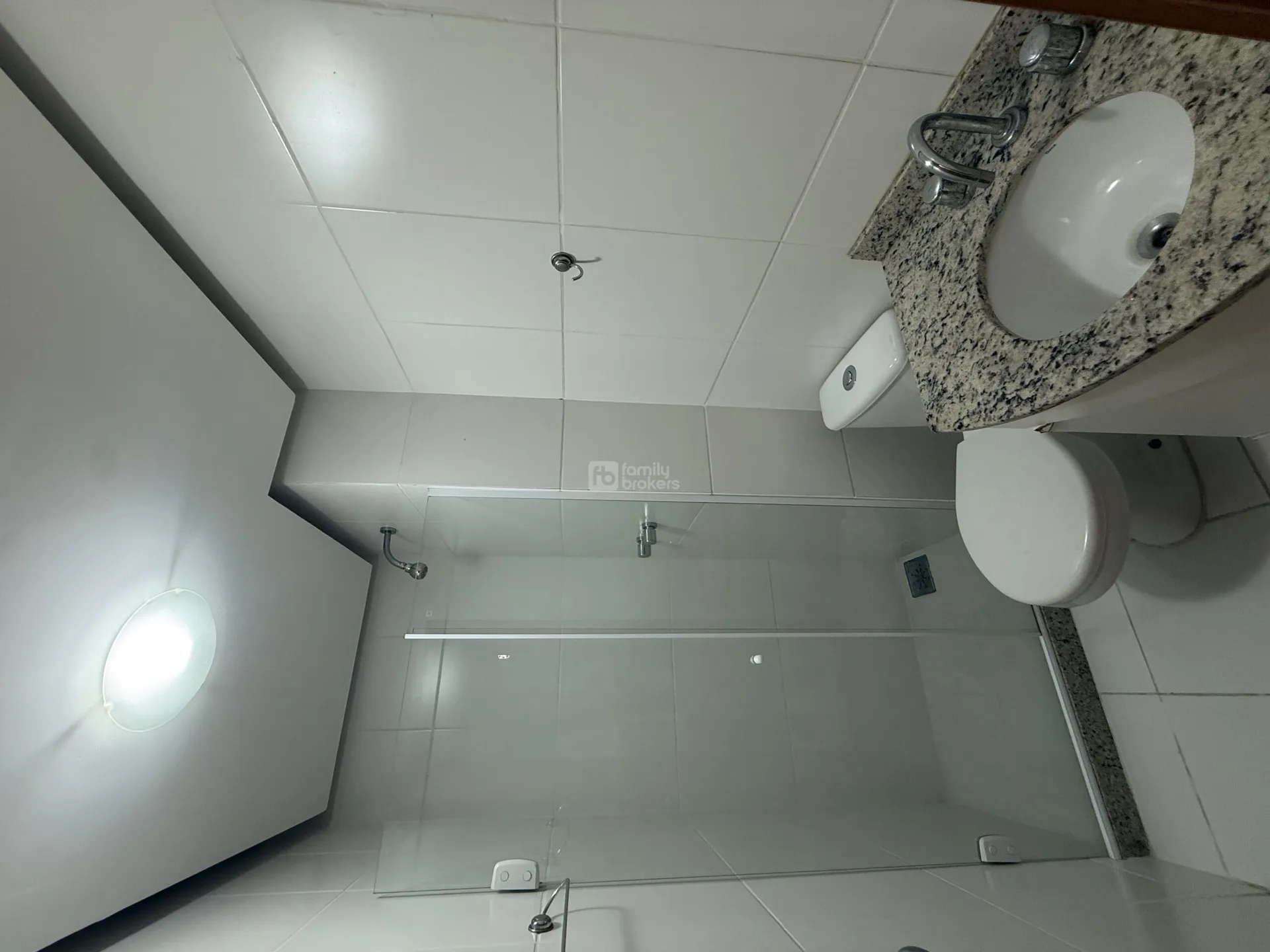 2-bedroom apartment in a building with a sauna — photo 10