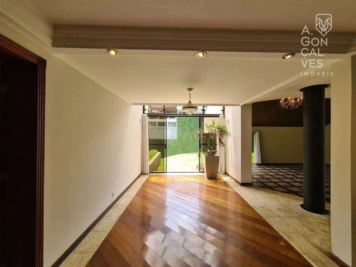 Furnished house with 3 bedrooms, 1000 m² and 4 parking spots — photo 10