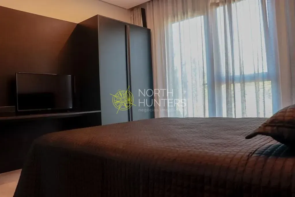 Casa mobiliada de 5 suítes com 646 m² e 4 vagas — photo 19